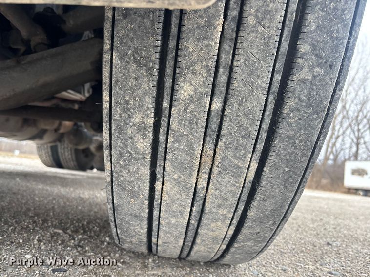 image for item FK1224 2017 Freightliner Cascadia 125 semi truck