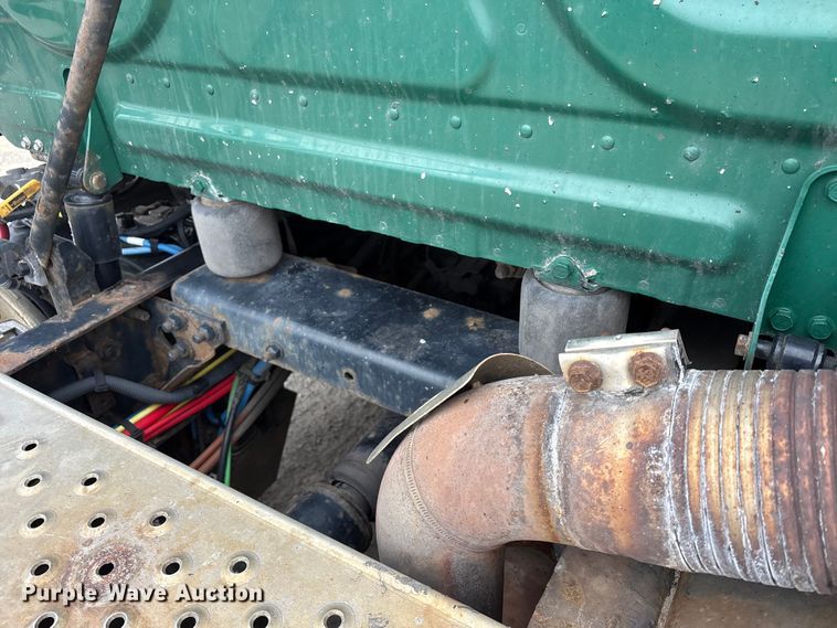 image for item FK1225 2017 Freightliner Cascadia 125 semi truck