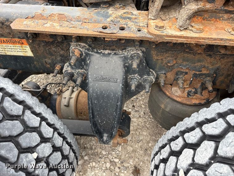 image for item FK1225 2017 Freightliner Cascadia 125 semi truck