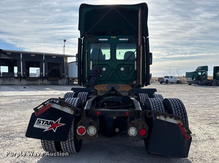 image for item FK1225 2017 Freightliner Cascadia 125 semi truck