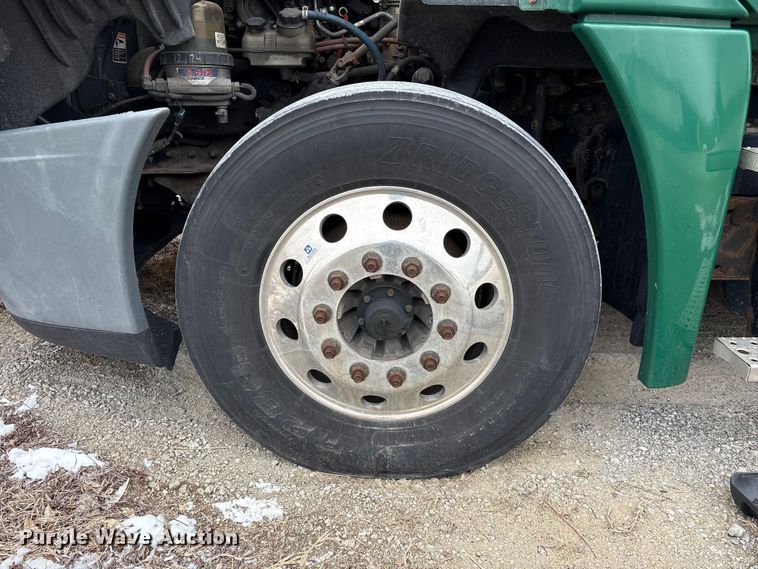 image for item FK1225 2017 Freightliner Cascadia 125 semi truck