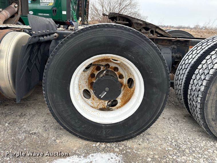 image for item FK1225 2017 Freightliner Cascadia 125 semi truck