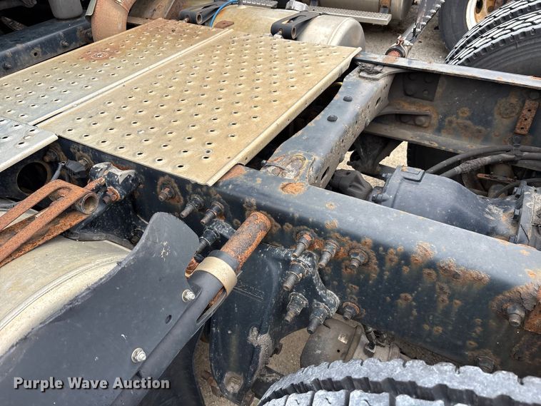 image for item FK1226 2017 Freightliner Cascadia 125 semi truck