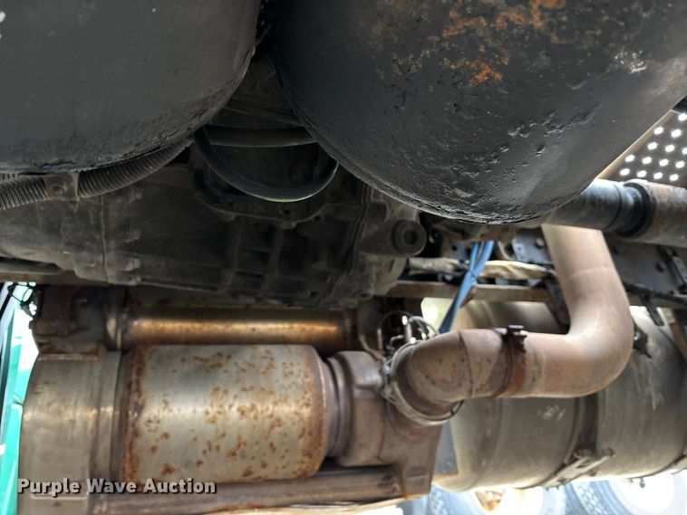 image for item FK1226 2017 Freightliner Cascadia 125 semi truck