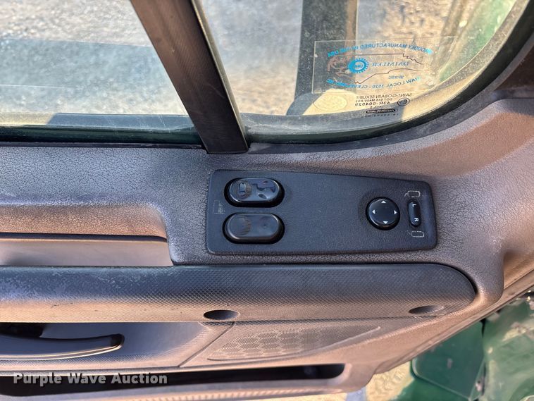 image for item FK1226 2017 Freightliner Cascadia 125 semi truck