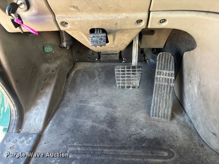 image for item FK1226 2017 Freightliner Cascadia 125 semi truck