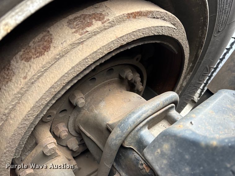 image for item FK1226 2017 Freightliner Cascadia 125 semi truck