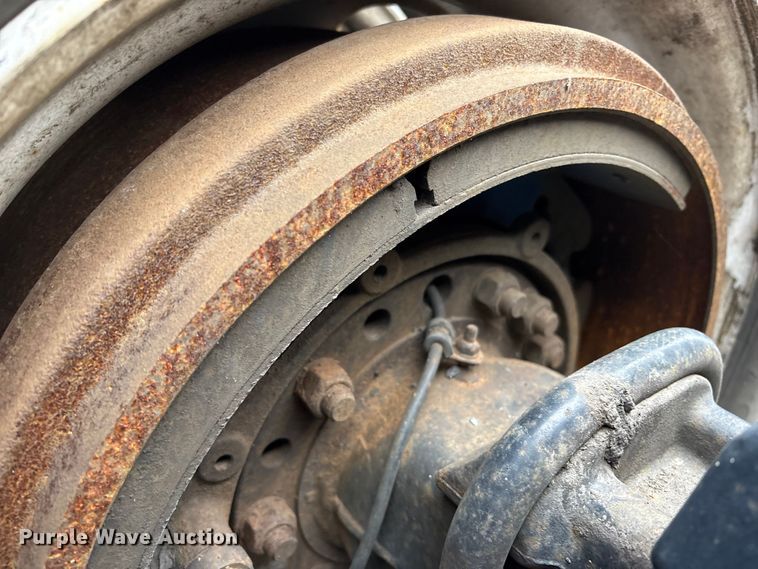 image for item FK1226 2017 Freightliner Cascadia 125 semi truck