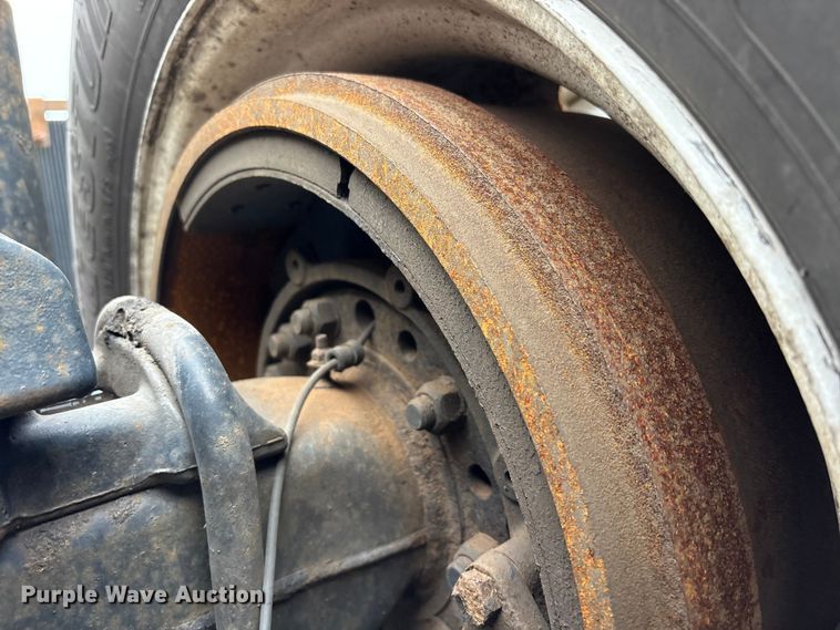 image for item FK1226 2017 Freightliner Cascadia 125 semi truck