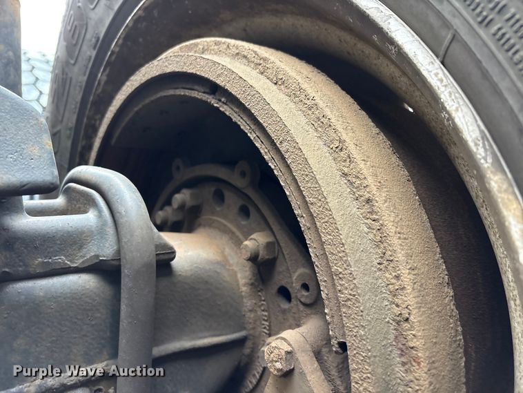 image for item FK1226 2017 Freightliner Cascadia 125 semi truck