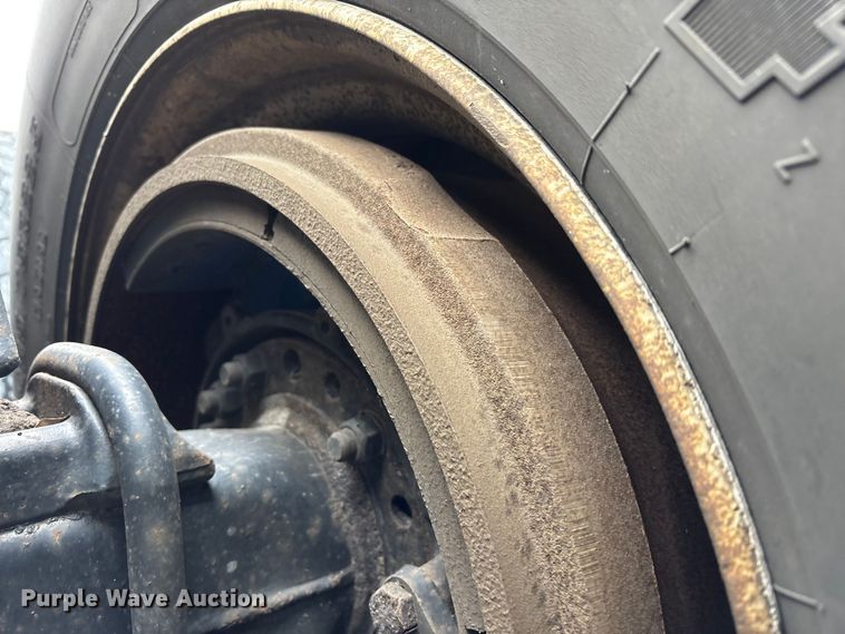 image for item FK1227 2017 Freightliner Cascadia 125 semi truck