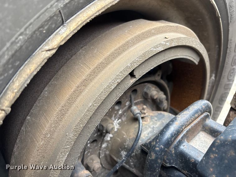 image for item FK1227 2017 Freightliner Cascadia 125 semi truck