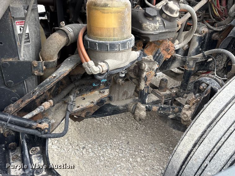 image for item FK1228 2017 Freightliner Cascadia 125 semi truck