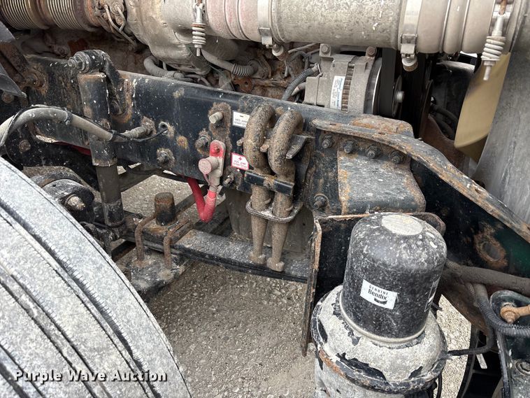 image for item FK1228 2017 Freightliner Cascadia 125 semi truck