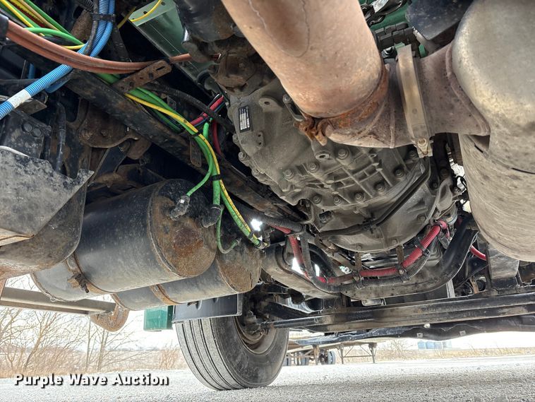 image for item FK1228 2017 Freightliner Cascadia 125 semi truck