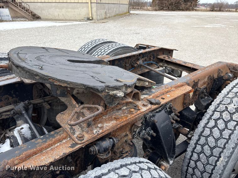 image for item FK1228 2017 Freightliner Cascadia 125 semi truck