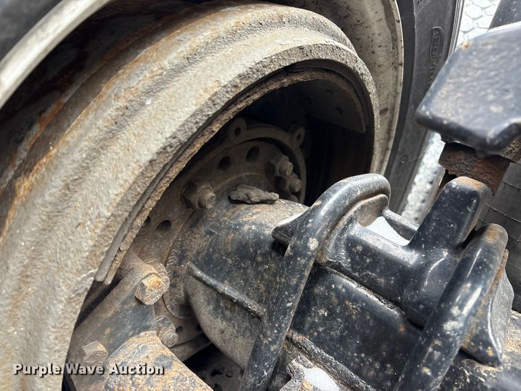 image for item FK1228 2017 Freightliner Cascadia 125 semi truck