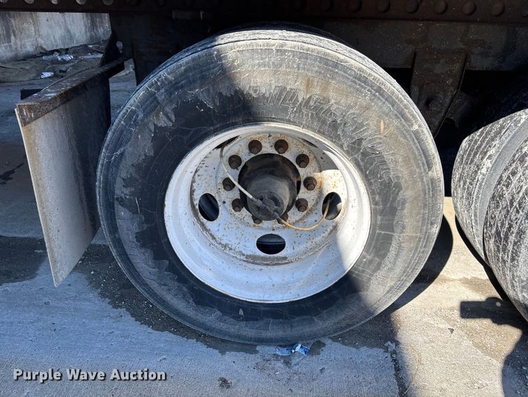 image for item FK1230 2013 Strick dry van trailer