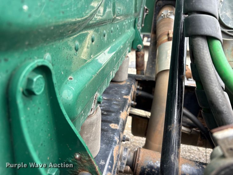 image for item FK1393 2017 Freightliner Cascadia 125 semi truck