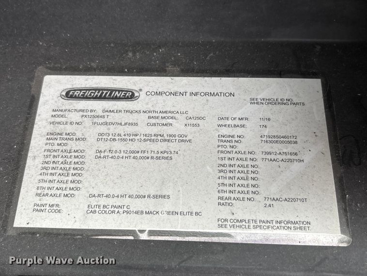 image for item FK1393 2017 Freightliner Cascadia 125 semi truck