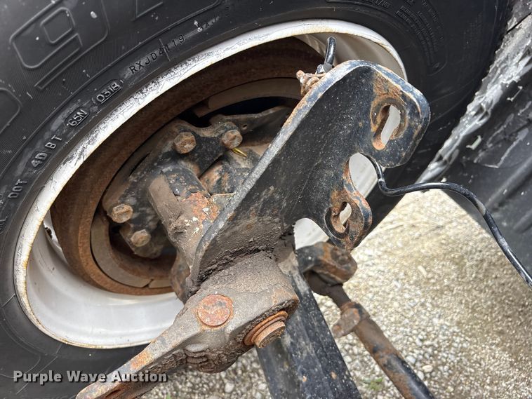 image for item FK1393 2017 Freightliner Cascadia 125 semi truck