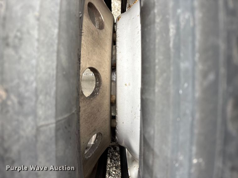 image for item FK1393 2017 Freightliner Cascadia 125 semi truck