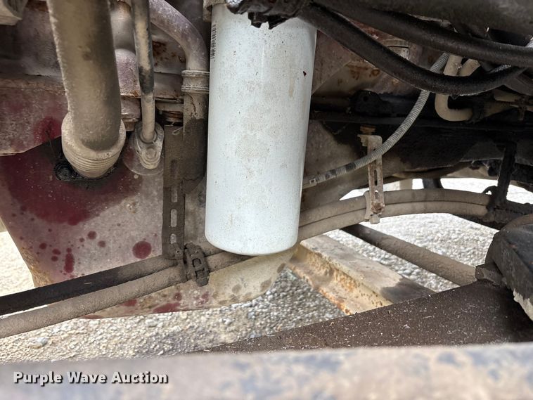 image for item FK1394 2013 Mack CXU613 semi truck