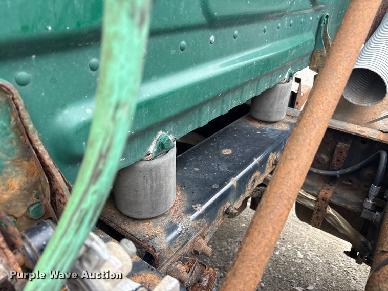 image for item FK1395 2017 Freightliner Cascadia 125 semi truck