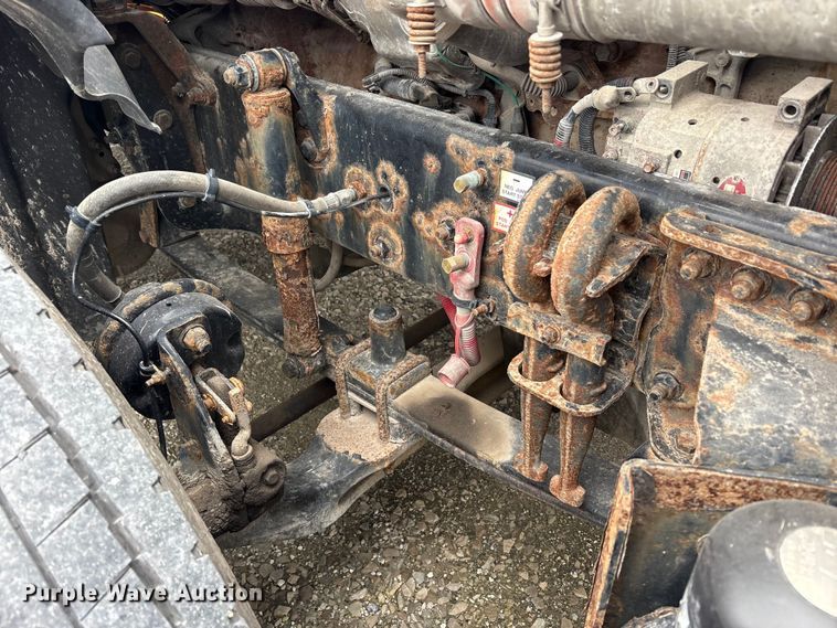 image for item FK1395 2017 Freightliner Cascadia 125 semi truck