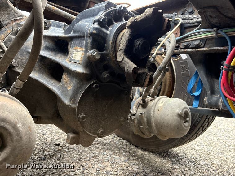 image for item FK1395 2017 Freightliner Cascadia 125 semi truck