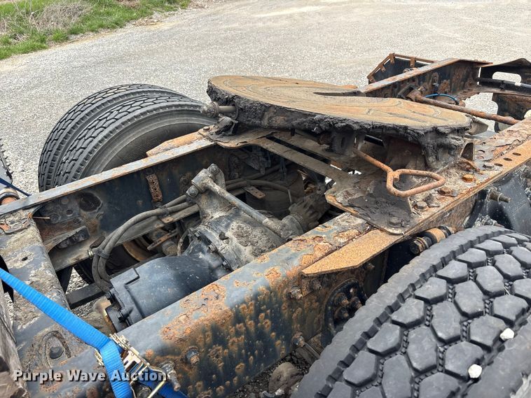 image for item FK1395 2017 Freightliner Cascadia 125 semi truck