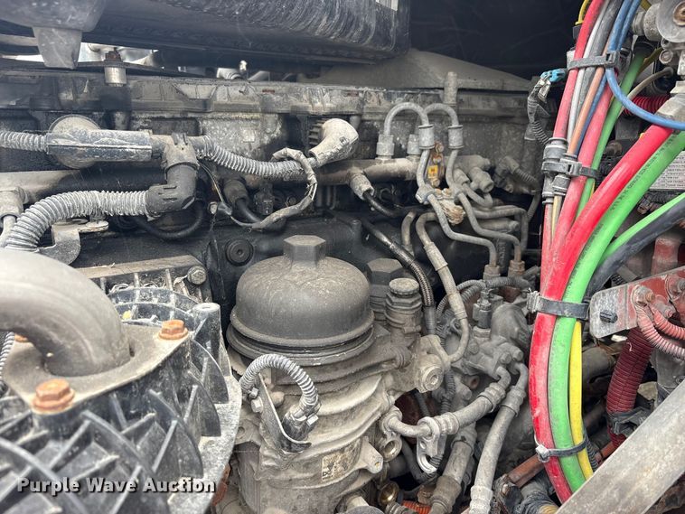 image for item FK1395 2017 Freightliner Cascadia 125 semi truck