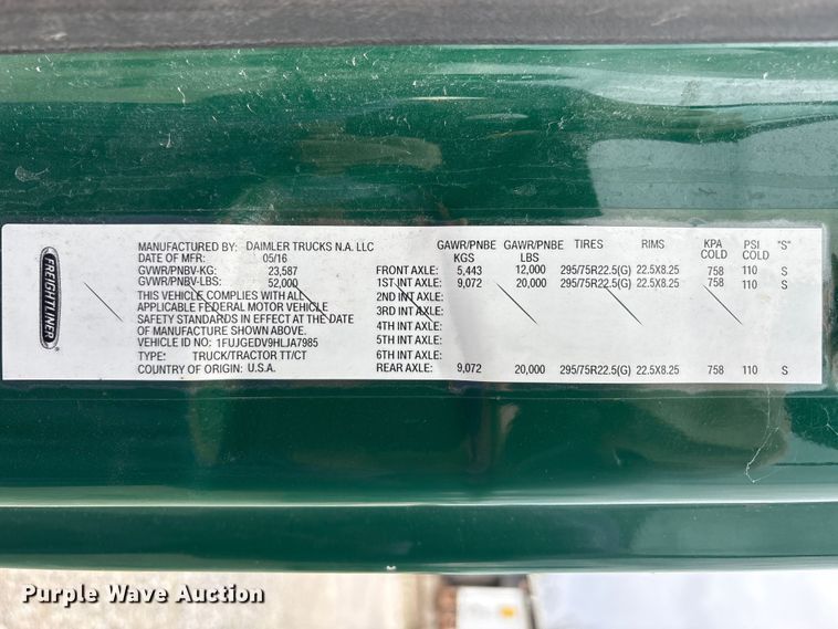 image for item FK1395 2017 Freightliner Cascadia 125 semi truck