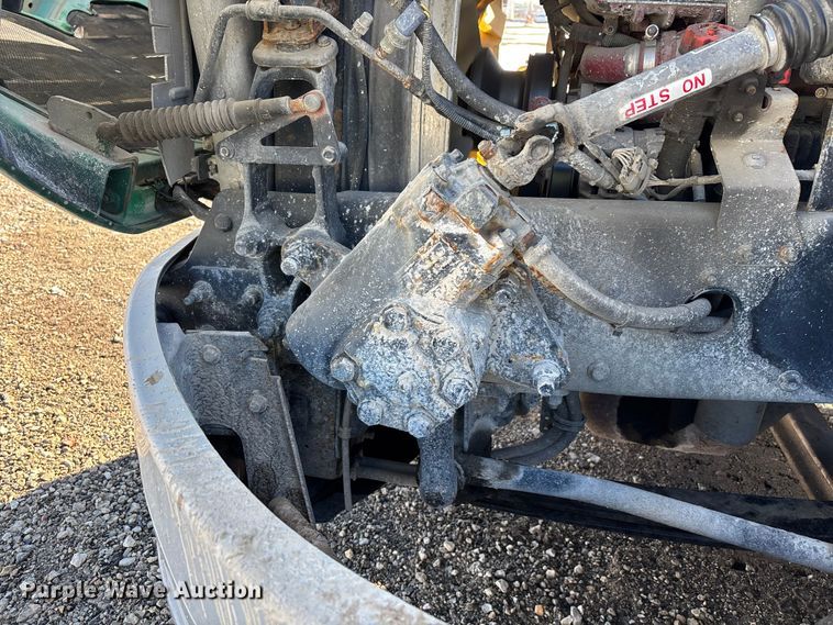 image for item YA2280 2016 Mack CXU613 semi truck