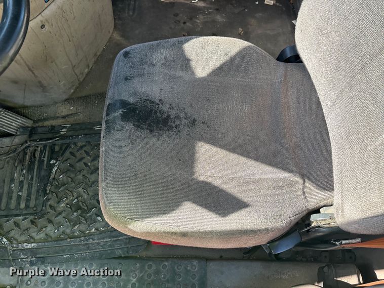 image for item YA2281 2017 Freightliner Cascadia 125 semi truck