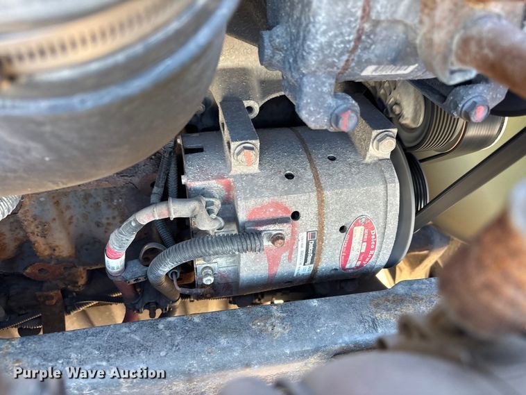 image for item YA2281 2017 Freightliner Cascadia 125 semi truck