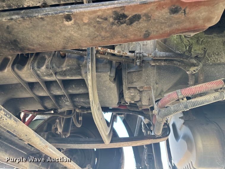 image for item YA2282 2017 Freightliner Cascadia 125 semi truck