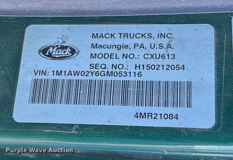 image for item YA2284 2016 Mack CXU613 semi truck