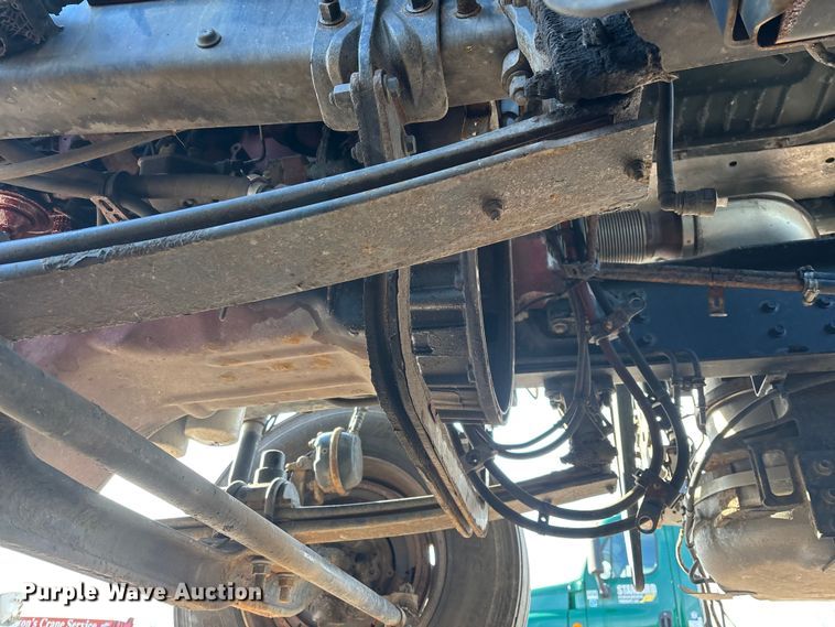 image for item YA2285 2016 Mack CXU613 semi truck