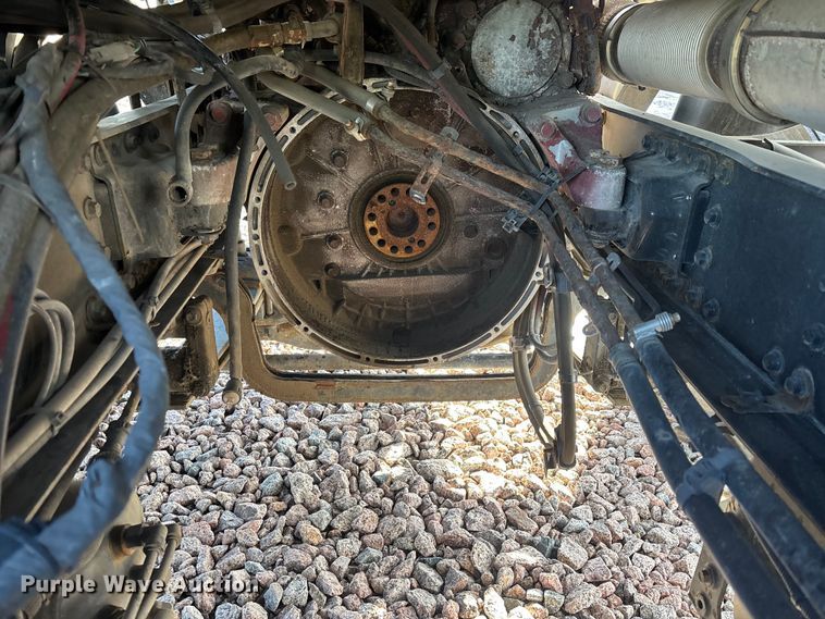 image for item YA2285 2016 Mack CXU613 semi truck