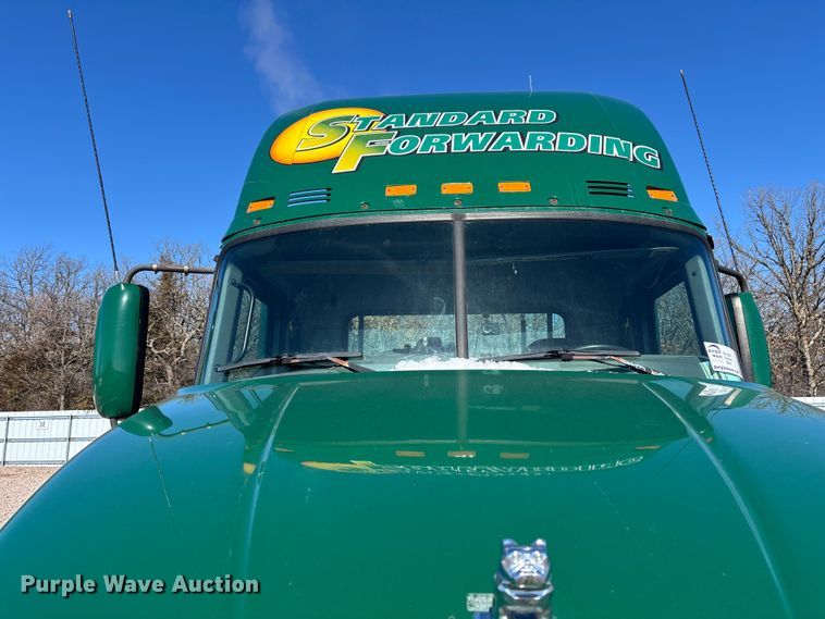 image for item YA2286 2016 Mack CXU613 semi truck