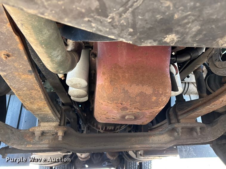 image for item YA2286 2016 Mack CXU613 semi truck