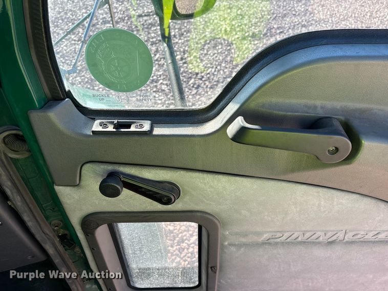 image for item YA2287 2016 Mack CXU613 semi truck