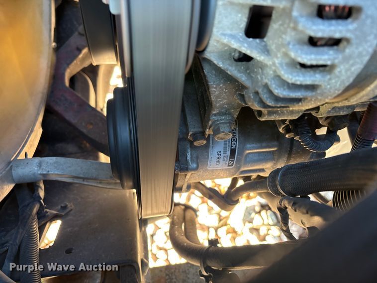 image for item YA2287 2016 Mack CXU613 semi truck