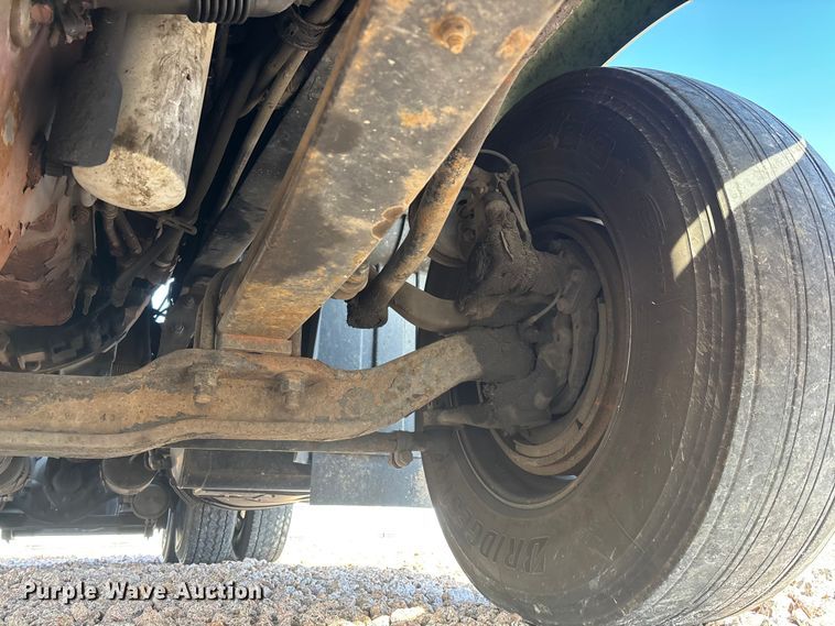 image for item YA2288 2016 Mack CXU613 semi truck