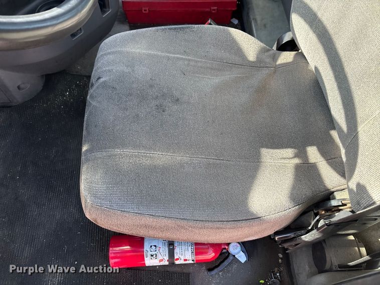 image for item YA2288 2016 Mack CXU613 semi truck