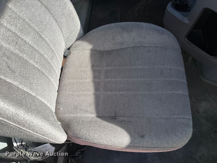 image for item YA2288 2016 Mack CXU613 semi truck