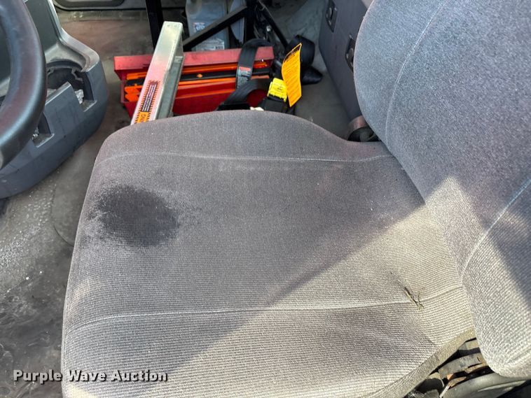 image for item YA2289 2016 Mack CXU613 semi truck