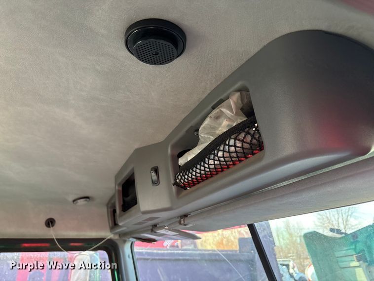 image for item YA2289 2016 Mack CXU613 semi truck