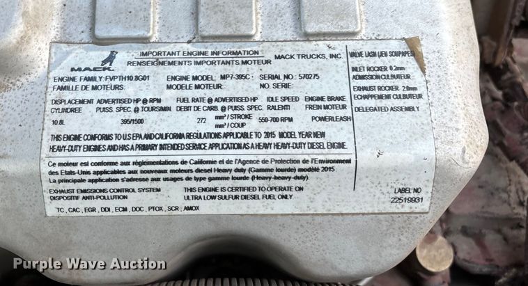 image for item YA2290 2016 Mack CXU613 semi truck